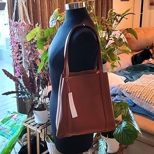HENNY + LEV Danielle Tote